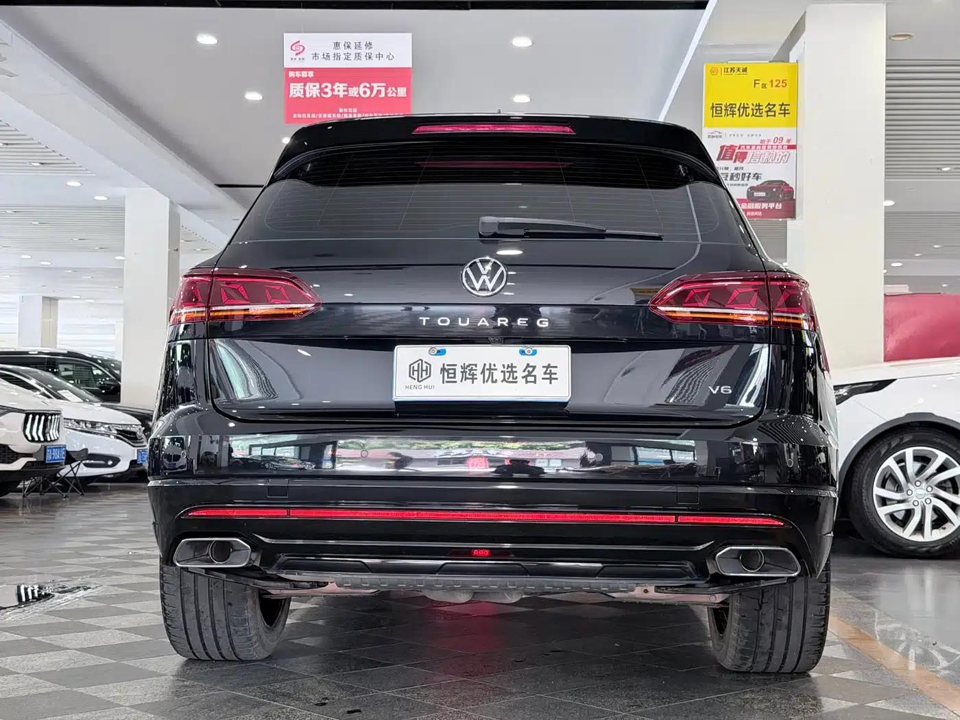 2021 Volkswagen Touareg 3.0TSI Elite Edition — миниатюра 3