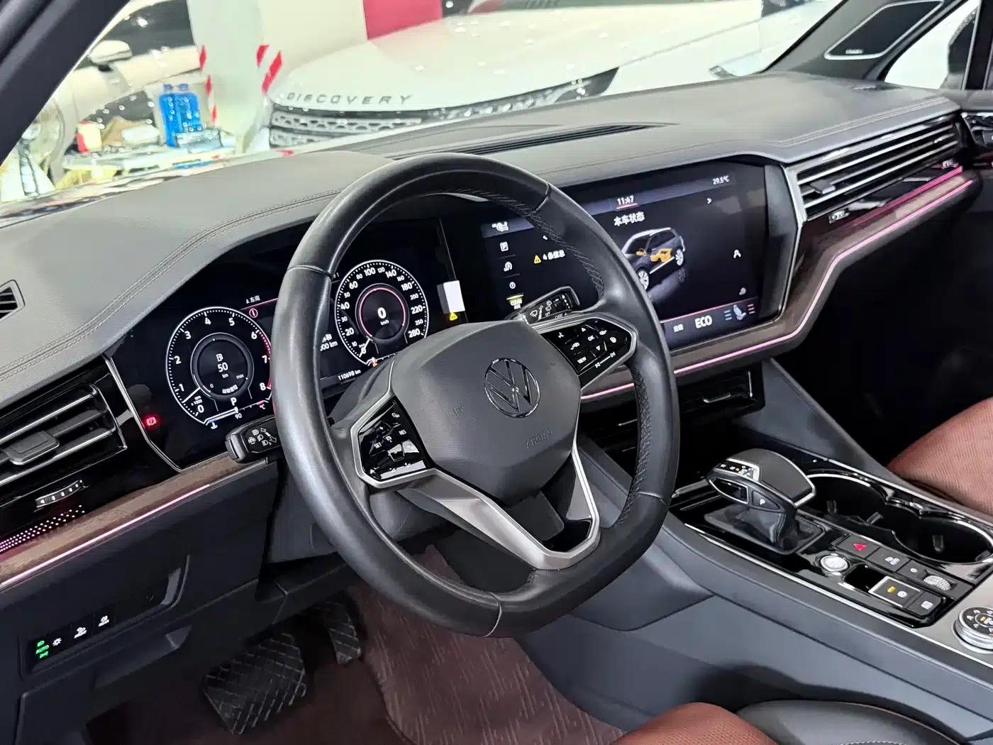 2021 Volkswagen Touareg 3.0TSI Elite Edition — миниатюра 5