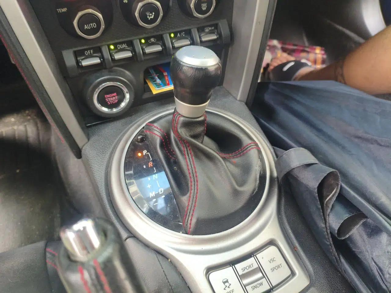 Subaru BRZ 2013 2.0i Automatic Luxury Model — миниатюра 14