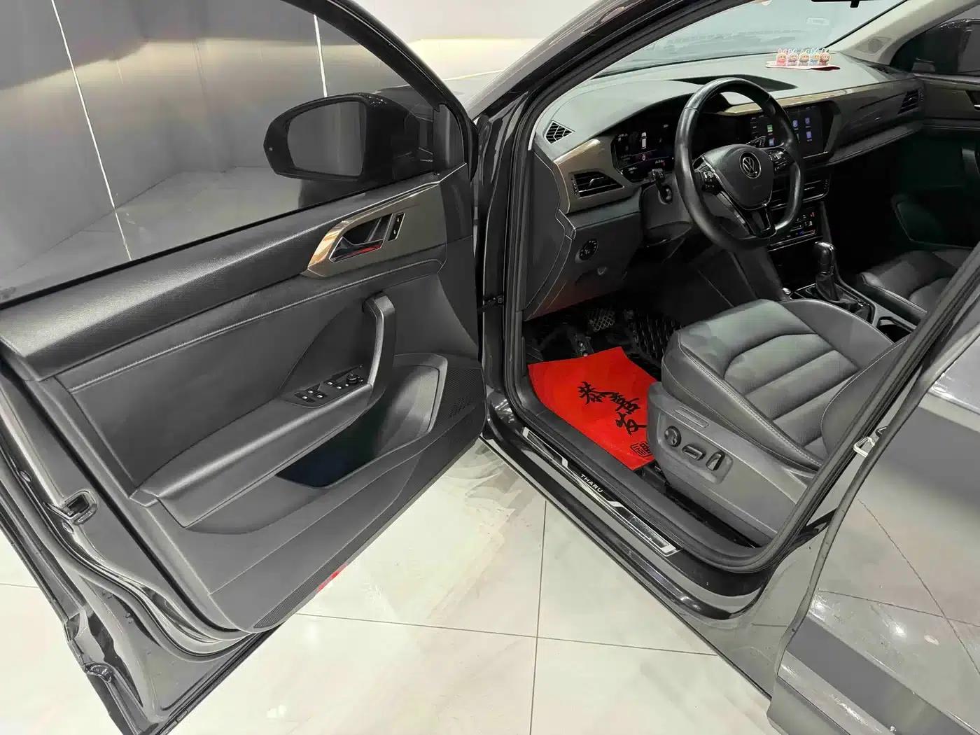 Tharu 2022 280TSI 2WD Luxury Edition — миниатюра 7