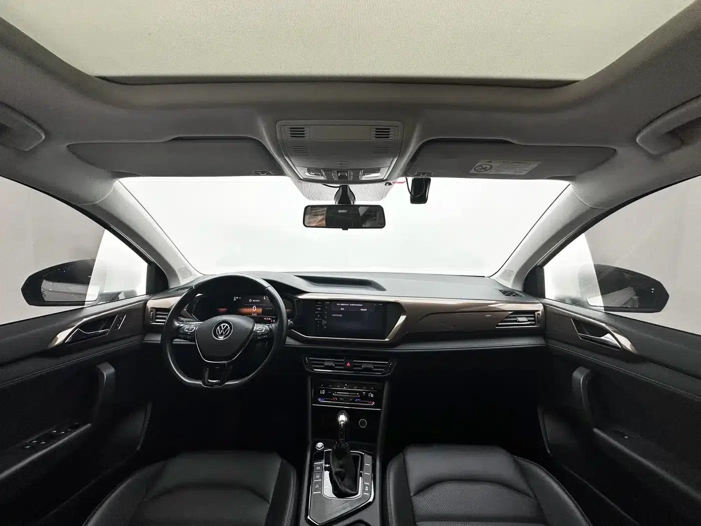 Tharu 2022 280TSI 2WD Luxury Edition — миниатюра 19