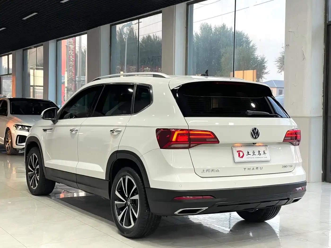 Tharu 2022 280TSI 2WD Luxury Edition — миниатюра 4