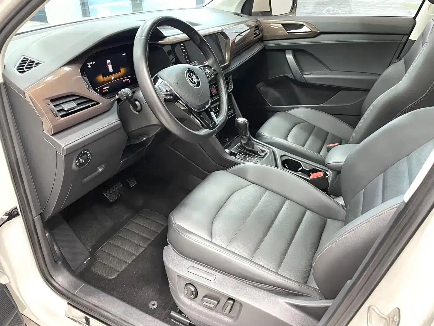 Tharu 2022 280TSI 2WD Luxury Edition — миниатюра 7