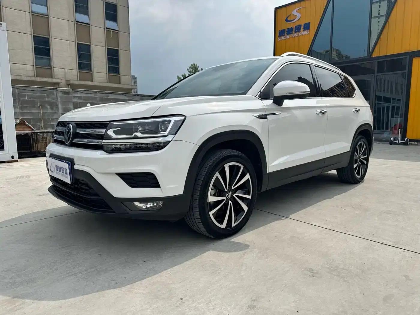 Tharu 2022 280TSI 2WD Luxury Edition — миниатюра 1