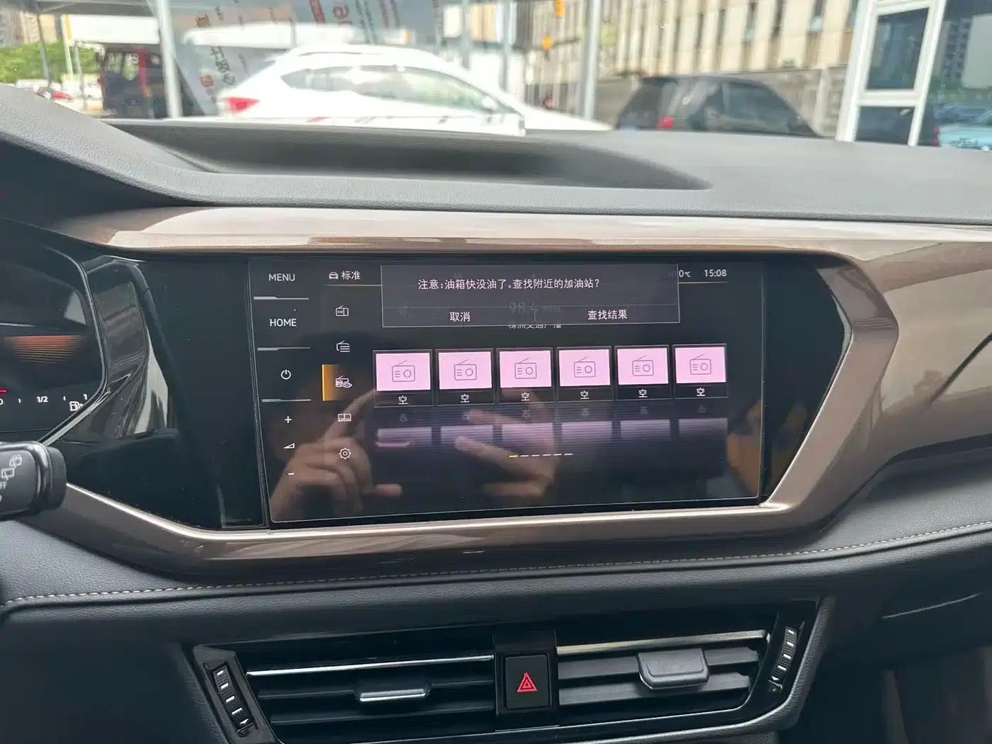 Tharu 2022 280TSI 2WD Luxury Edition — миниатюра 11