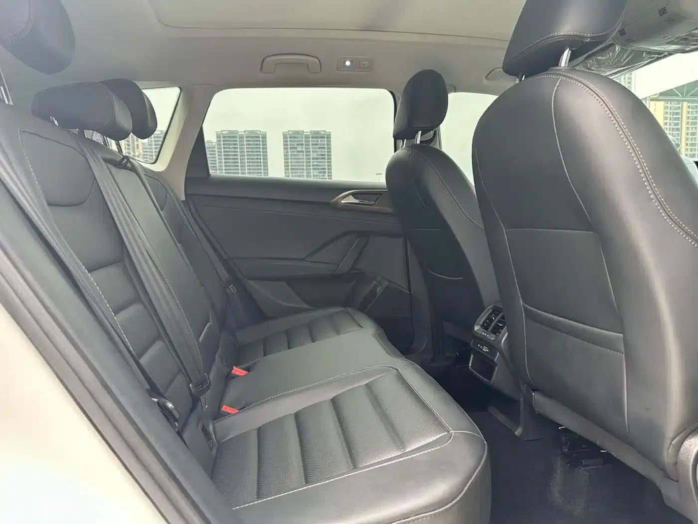 Tharu 2022 280TSI 2WD Luxury Edition — миниатюра 14