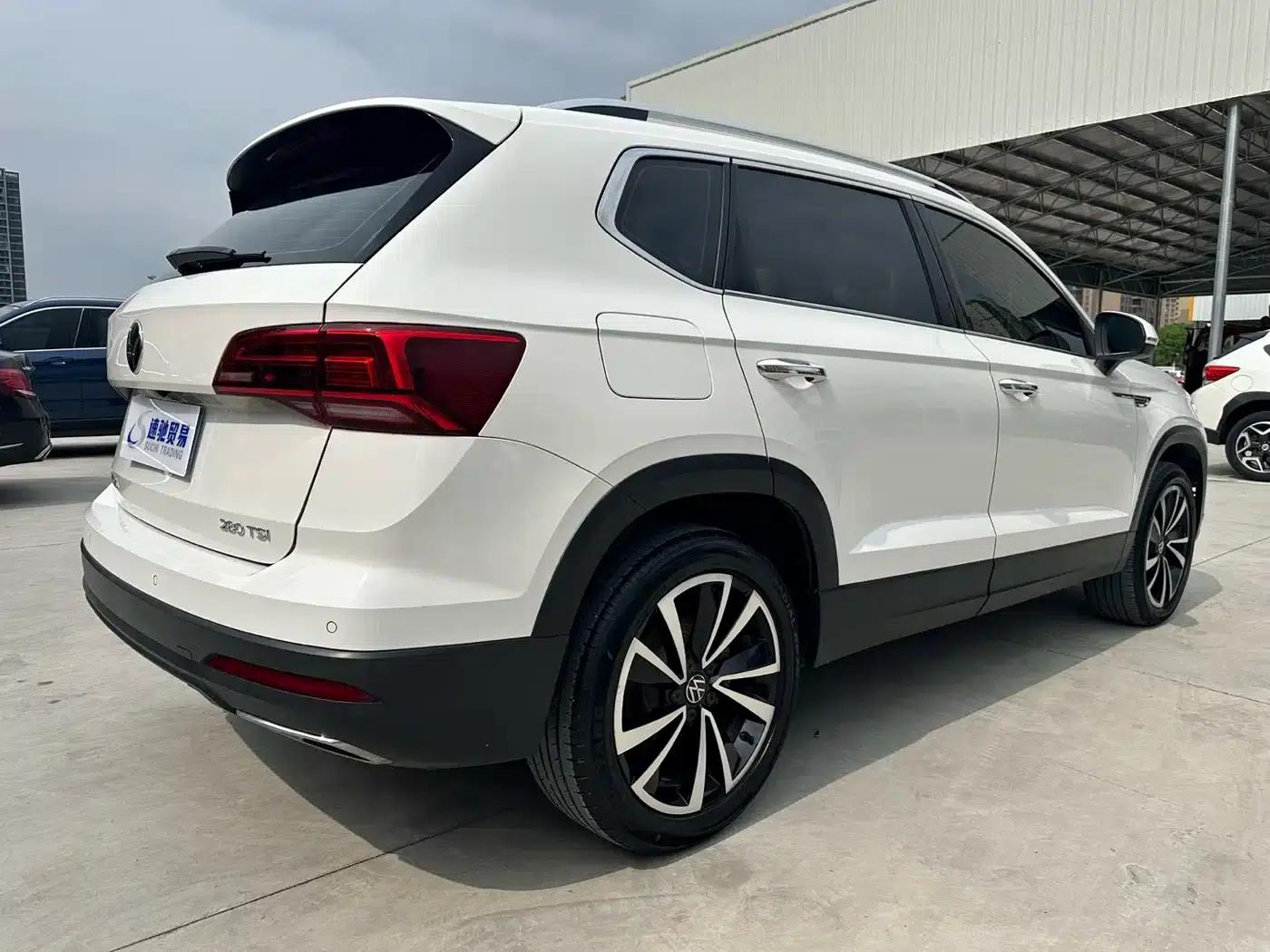 Tharu 2022 280TSI 2WD Luxury Edition — миниатюра 5
