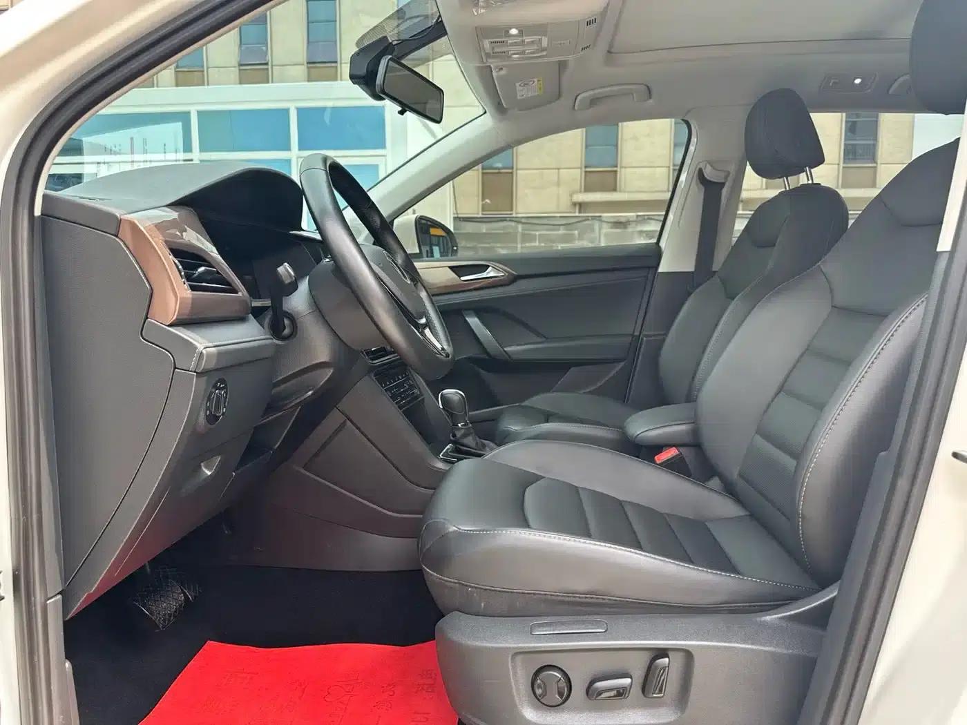 Tharu 2022 280TSI 2WD Luxury Edition — миниатюра 6