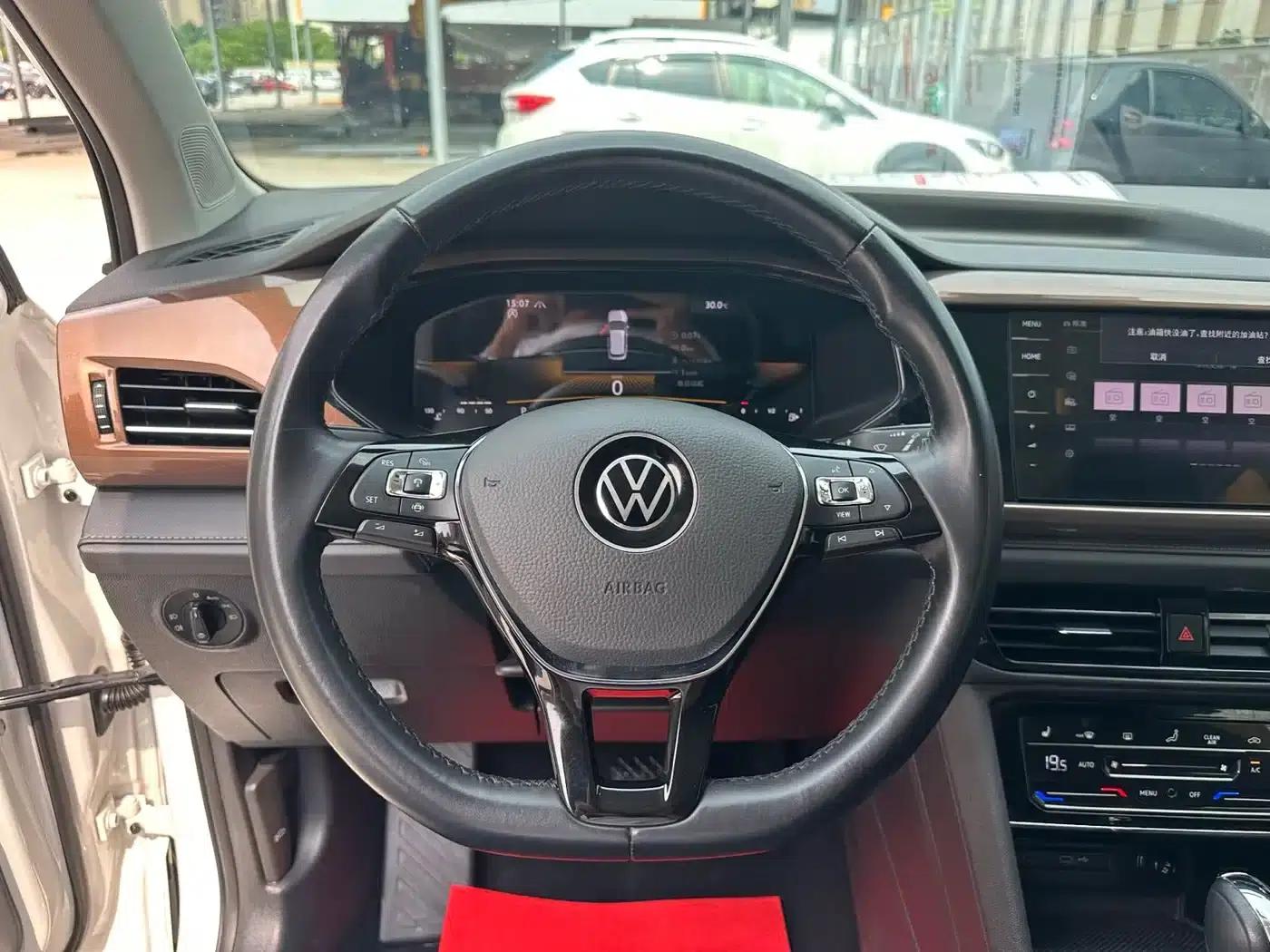 Tharu 2022 280TSI 2WD Luxury Edition — миниатюра 9