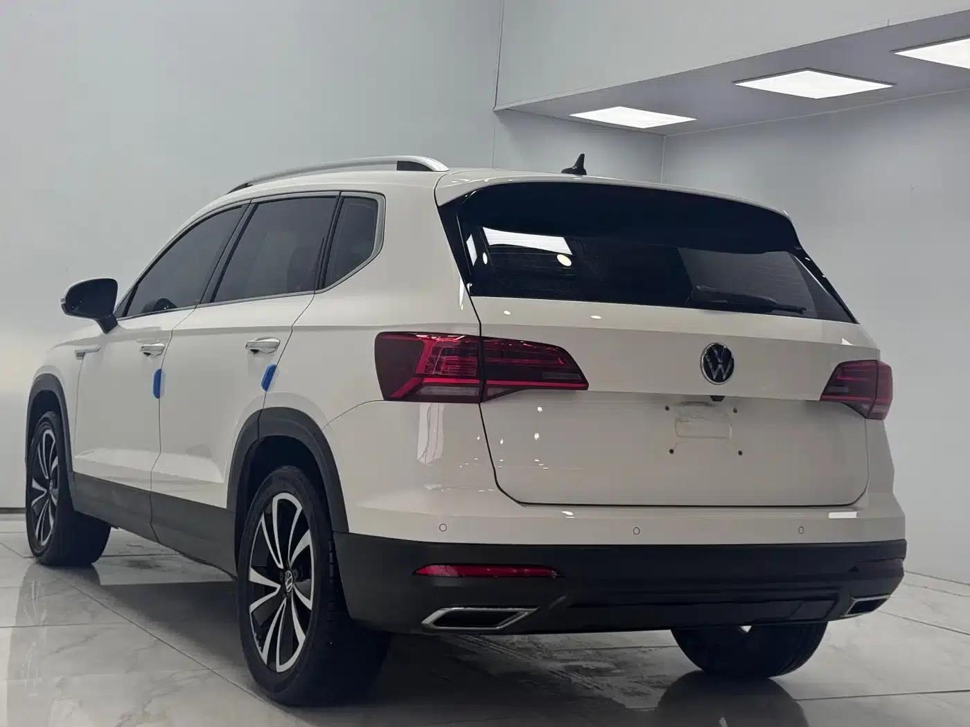 Tharu 2022 280TSI 2WD Luxury Edition — миниатюра 4