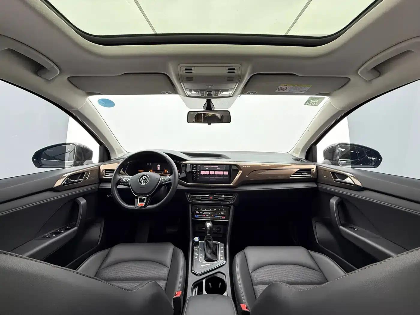 Tharu 2022 280TSI 2WD Luxury Edition — миниатюра 9
