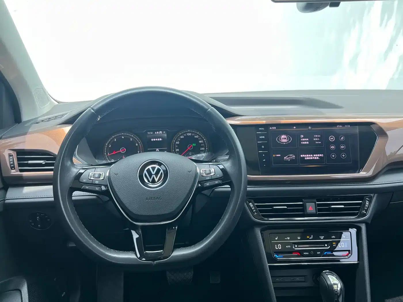 Tharu 2021 280TSI 2WD Luxury Edition PLUS — миниатюра 9
