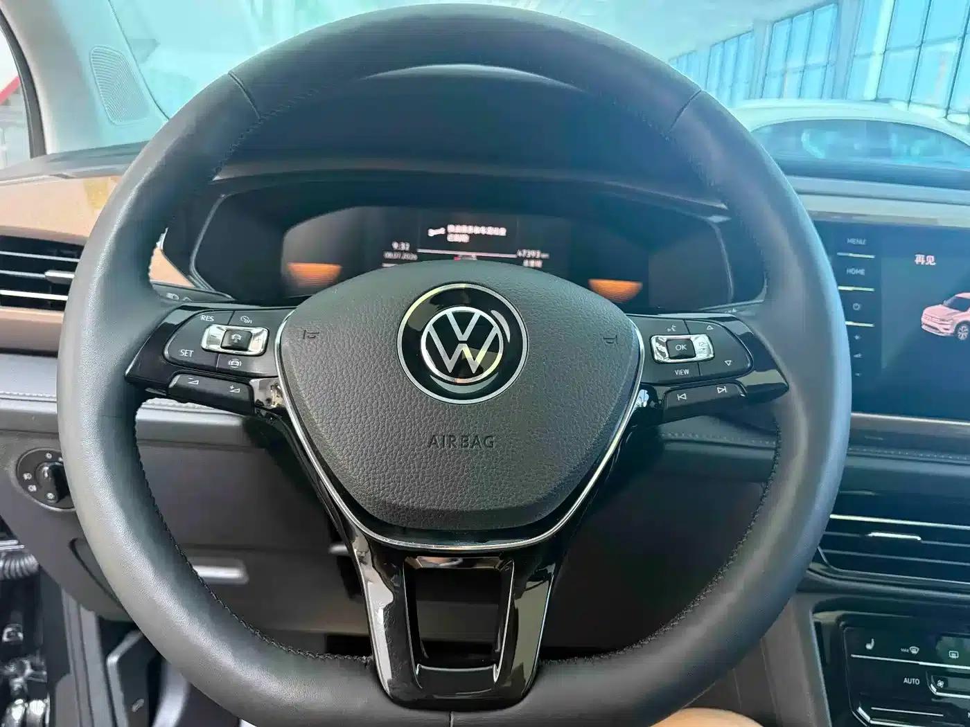 Tharu 2022 280TSI 2WD Luxury Edition — миниатюра 11