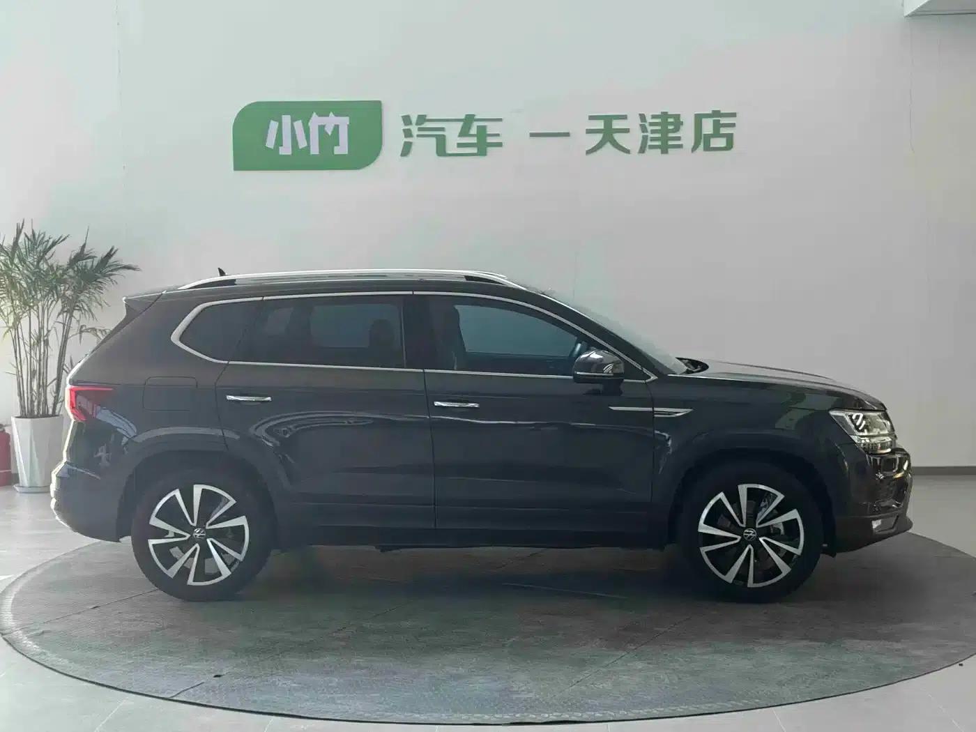 Tharu 2022 280TSI 2WD Luxury Edition — миниатюра 4