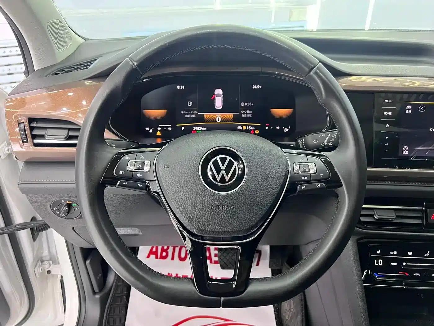 Tharu 2022 280TSI 2WD Luxury Edition — миниатюра 11