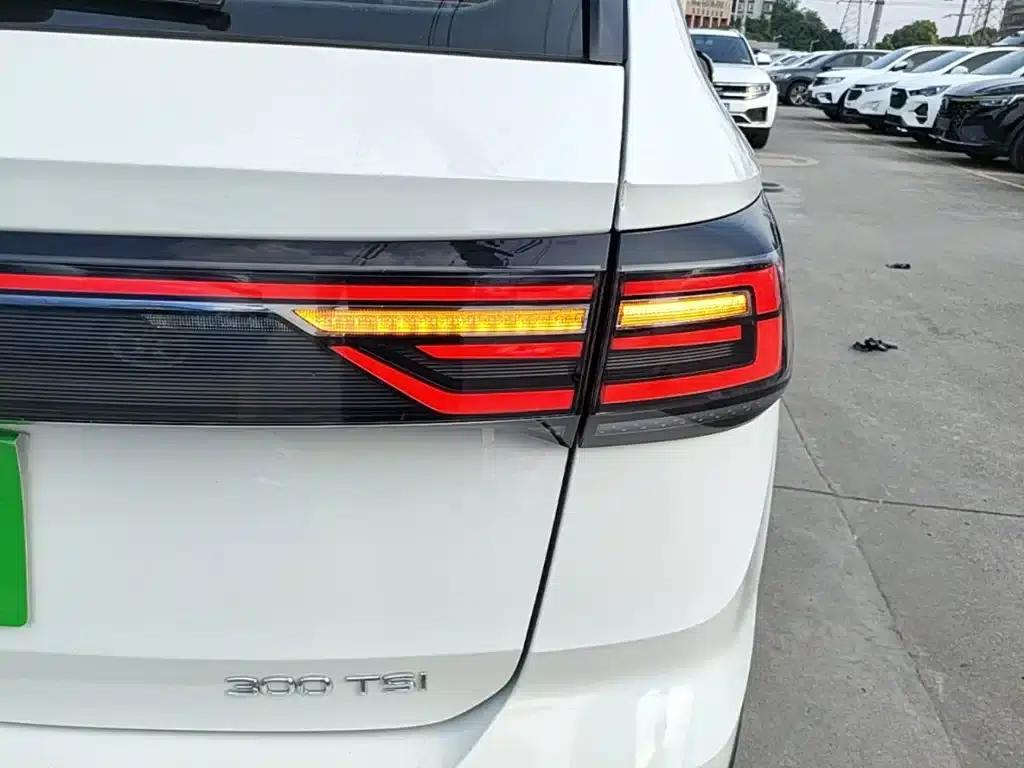 Tharu 2023 300TSI 2WD Moon Edition — миниатюра 8