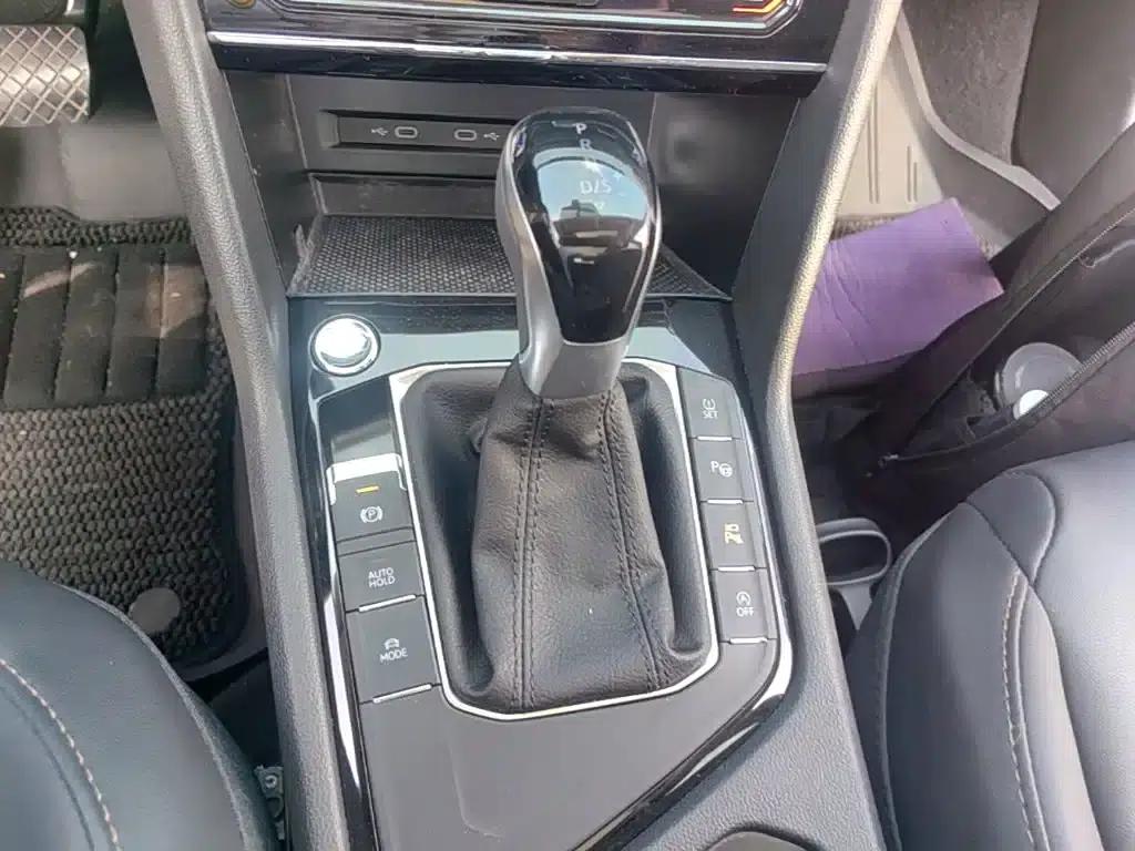 Tharu 2022 330TSI 4WD Luxury Edition — миниатюра 14