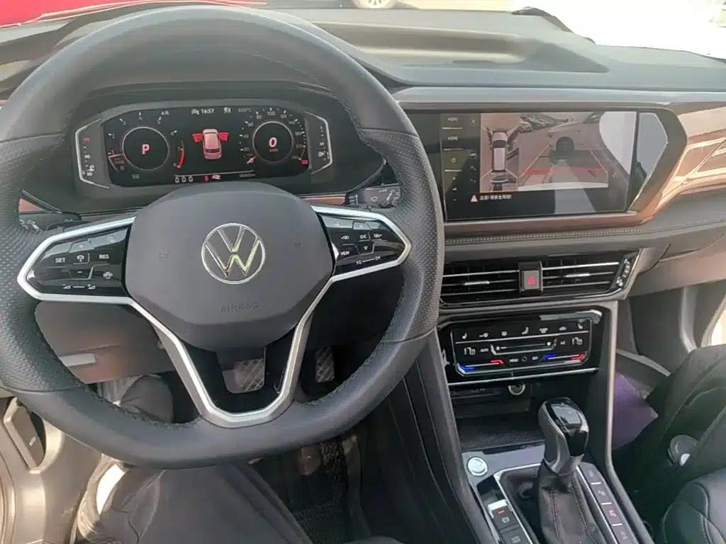 Tharu 2022 330TSI 4WD Luxury Edition — миниатюра 10