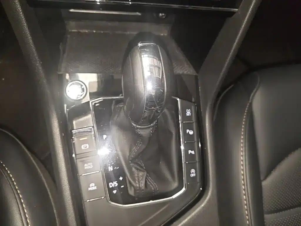 Tharu 2022 280TSI 2WD Luxury Edition — миниатюра 14