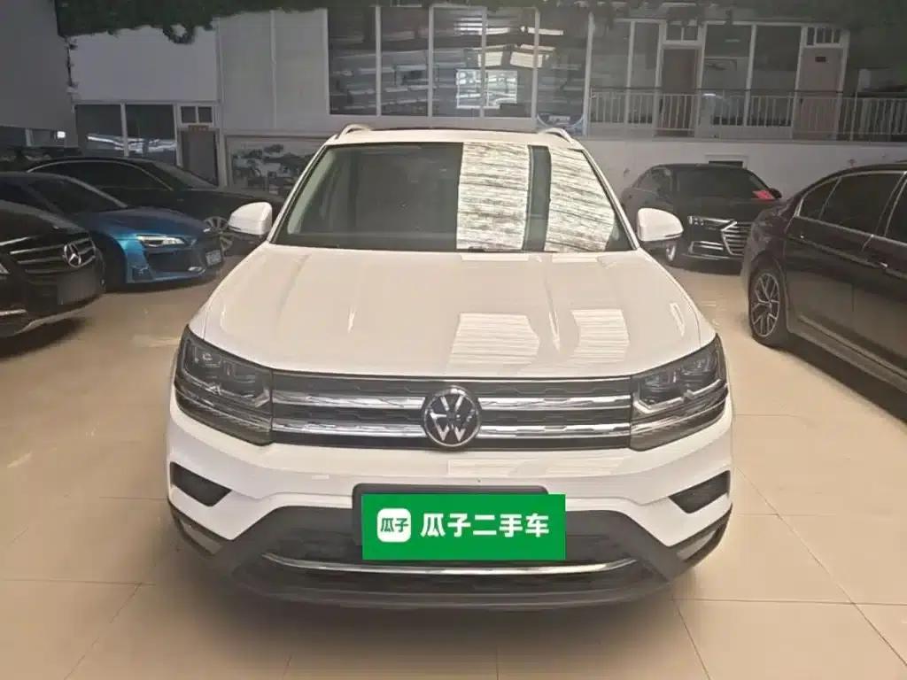 Tharu 2022 280TSI 2WD Luxury Edition — миниатюра 3