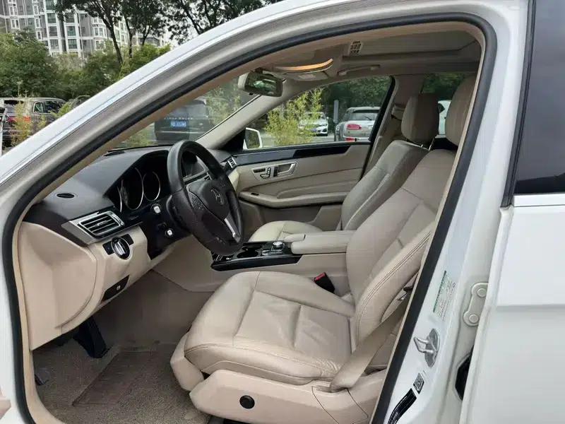 2014 Mercedes-Benz E-Class E 260 L Sport — миниатюра 10