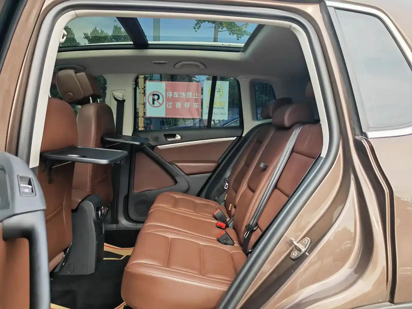 2015 Tiguan 2.0TSI Comfort Edition — миниатюра 13