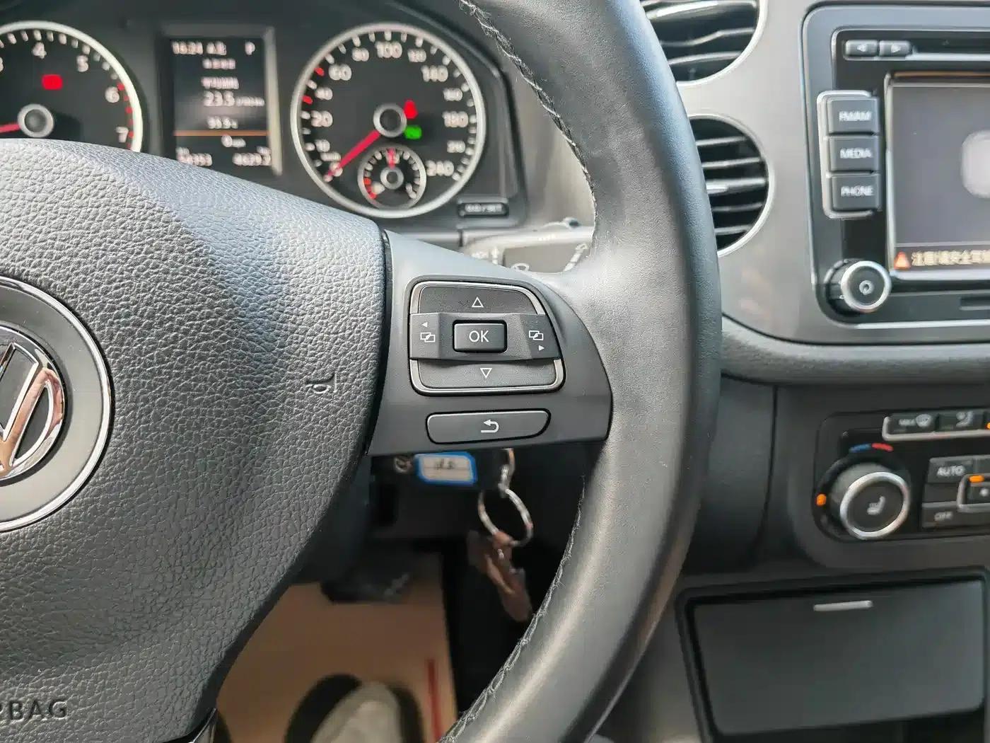 2015 Tiguan 2.0TSI Comfort Edition — миниатюра 7