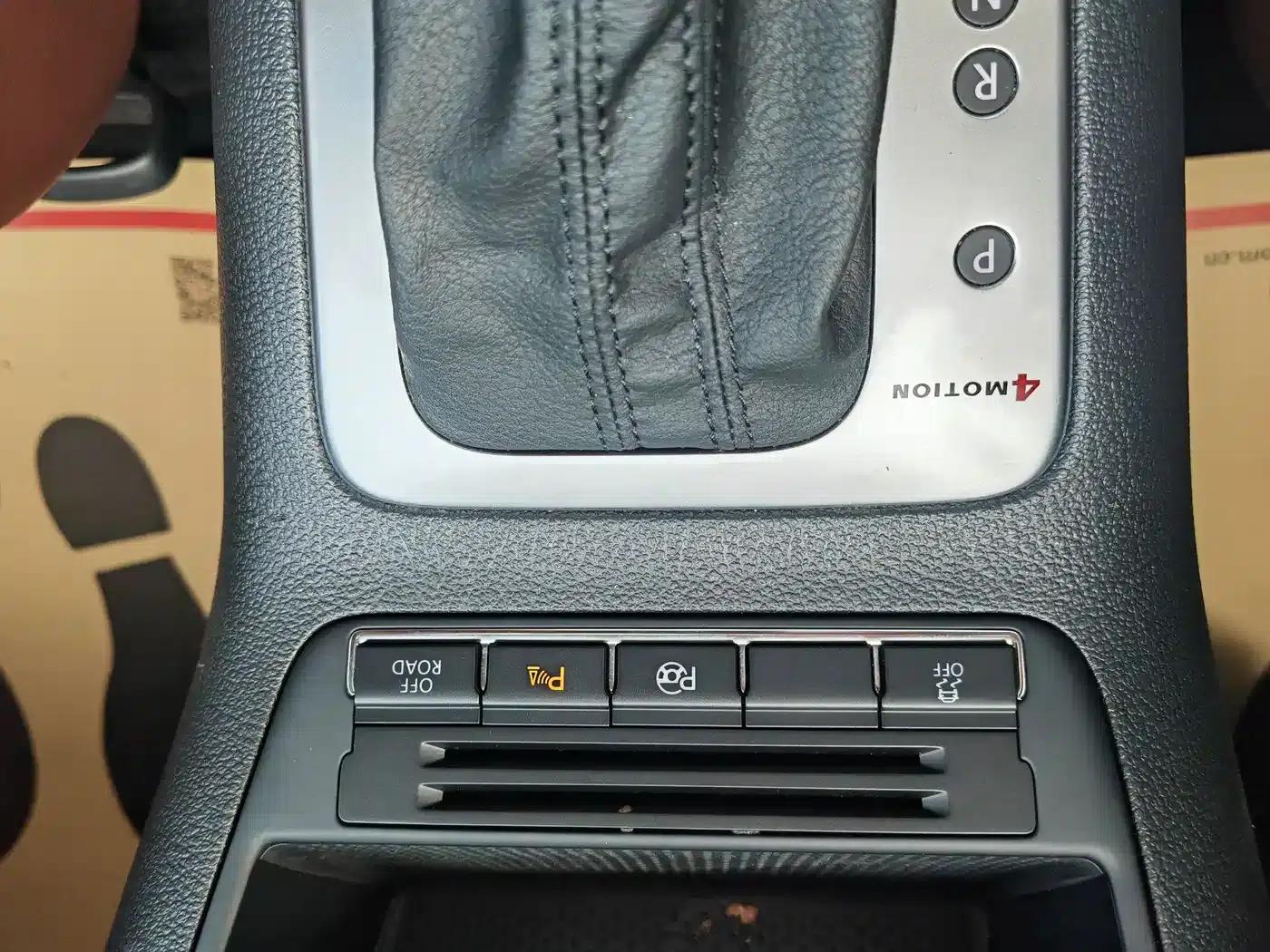 2015 Tiguan 2.0TSI Comfort Edition — миниатюра 9