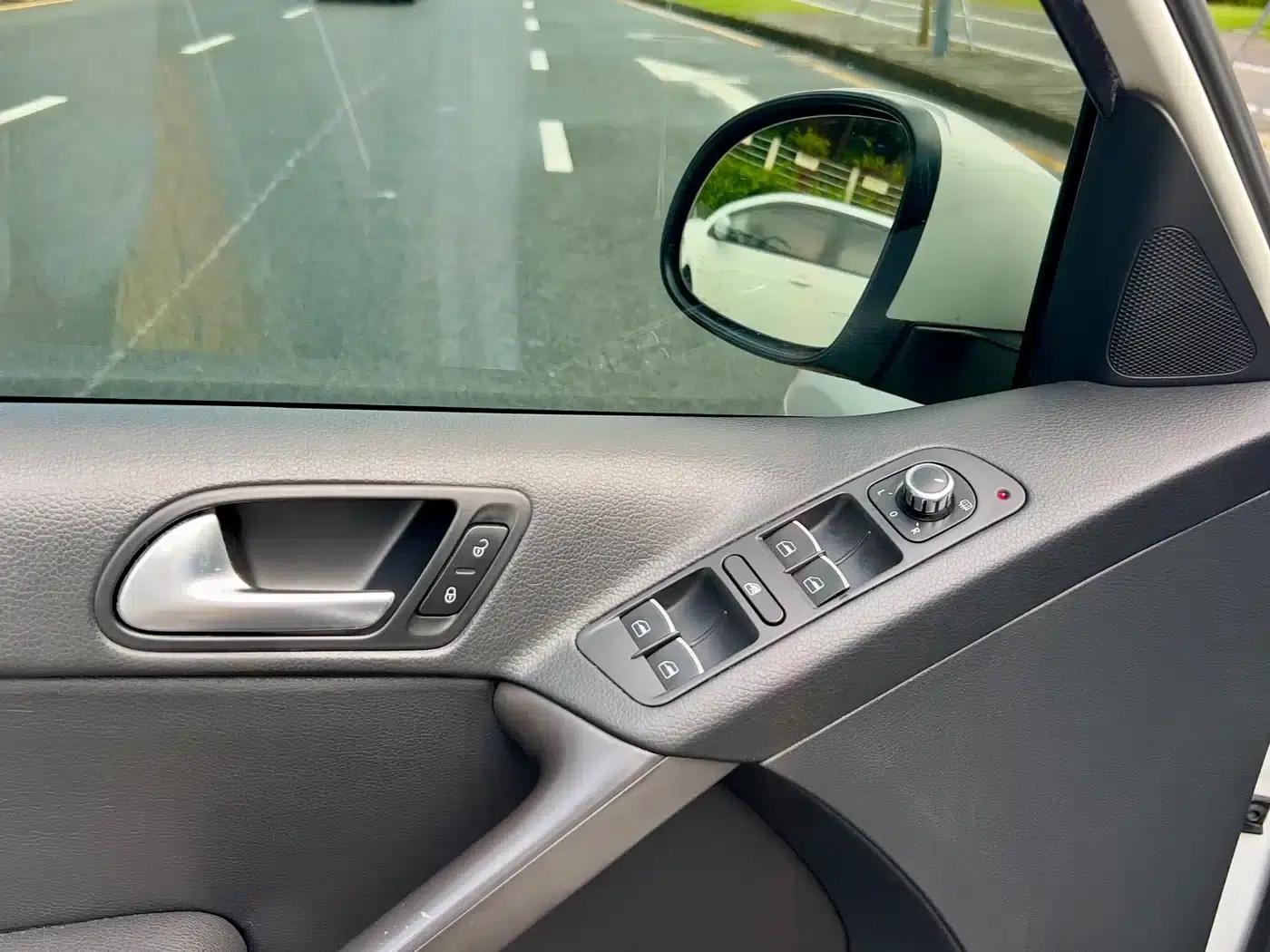 Tiguan 2012 1.8TSI Automatic 4WD Elite Edition — миниатюра 16