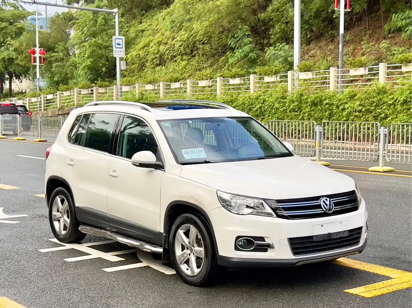 Tiguan 2012 1.8TSI Automatic 4WD Elite Edition — миниатюра 3