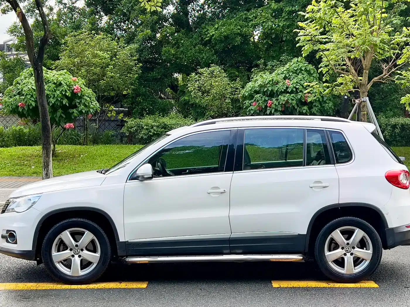 Tiguan 2012 1.8TSI Automatic 4WD Elite Edition — миниатюра 4