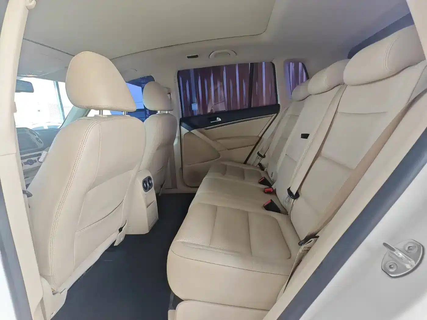 2015 Volkswagen Tiguan 2.0TSI Automatic 4WD Luxury Edition — миниатюра 8