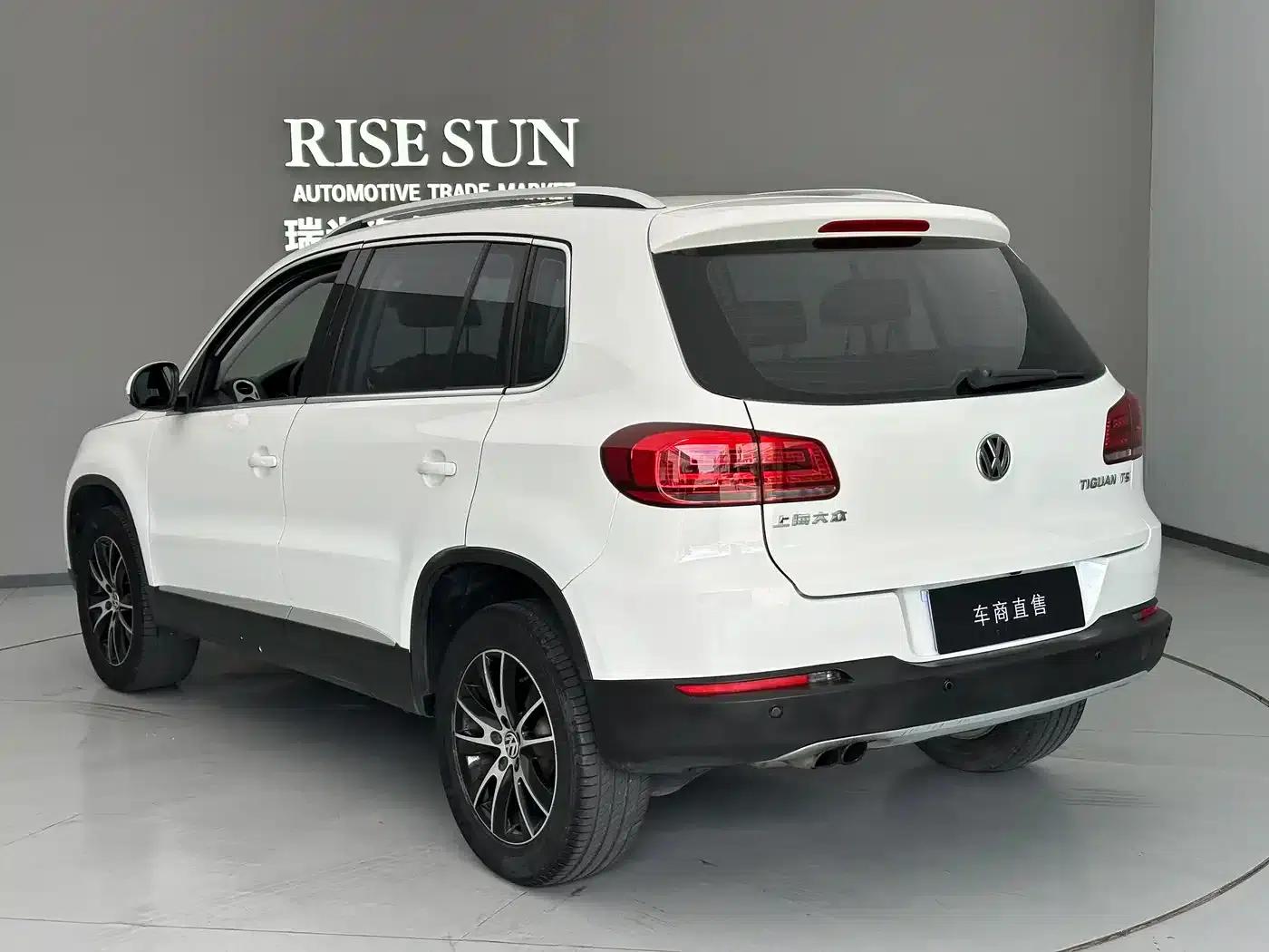 Tiguan 2015 1.8TSI Automatic 2WD Luxury — миниатюра 5
