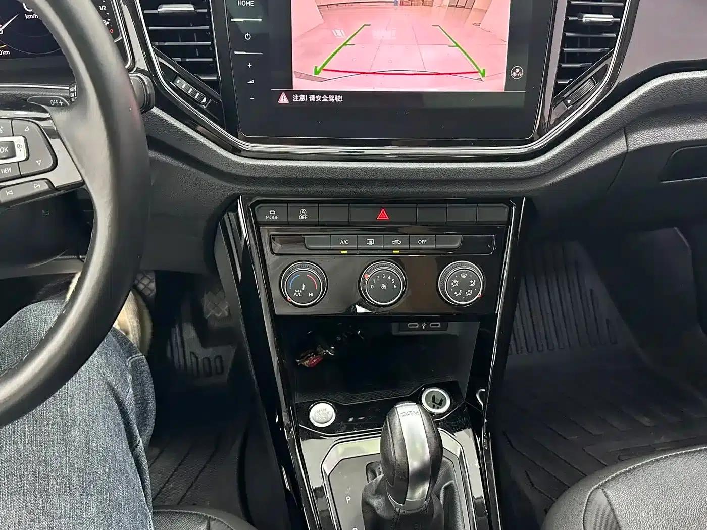 T-ROC 2021 Facelift 280TSI DSG 2WD Comfort Smart Connect Edition — миниатюра 13