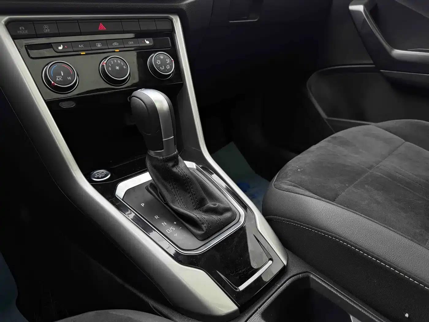 2021 T-ROC 280TSI DSG 2WD R-Line Pro Smart Edition — миниатюра 13