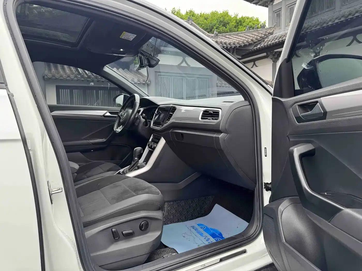 2021 T-ROC 280TSI DSG 2WD R-Line Pro Smart Edition — миниатюра 10