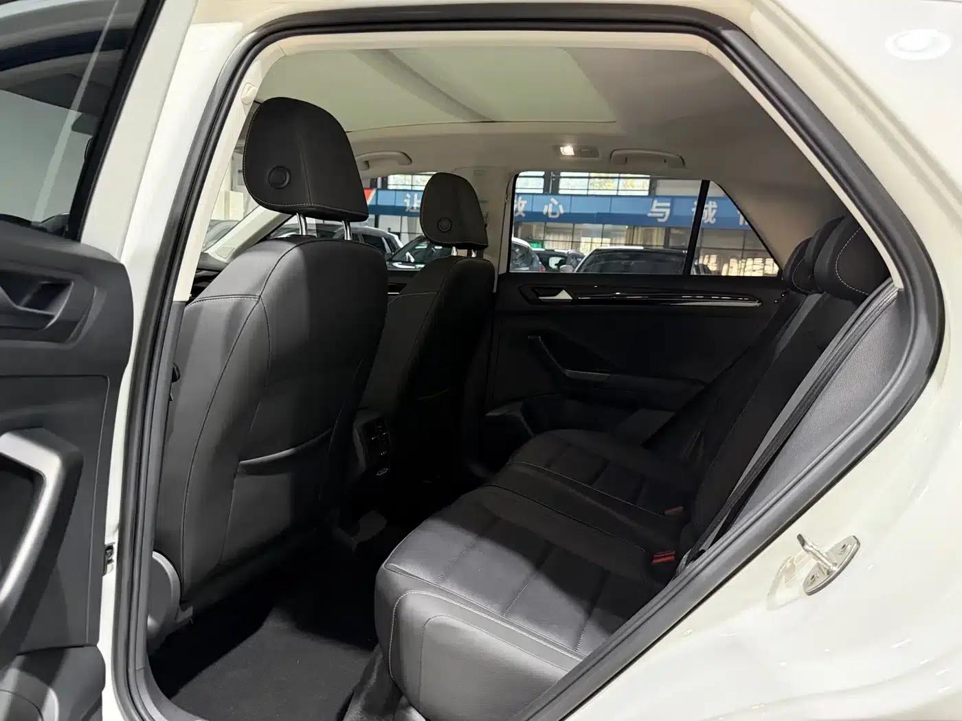 T-ROC 2022 280TSI DSG 2WD Comfort Plus — миниатюра 8