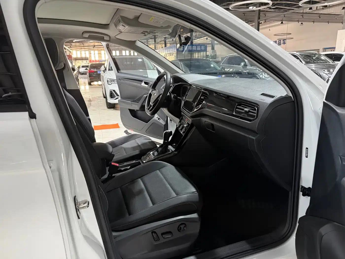 T-ROC 2022 280TSI DSG 2WD Comfort Plus — миниатюра 9
