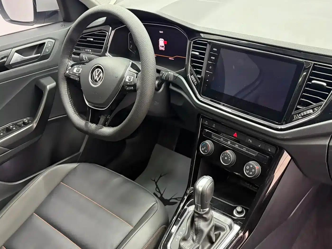 T-ROC 2021 280TSI DSG 2WD Comfort Intelligent Connectivity 30th Anniversary Edition — миниатюра 22