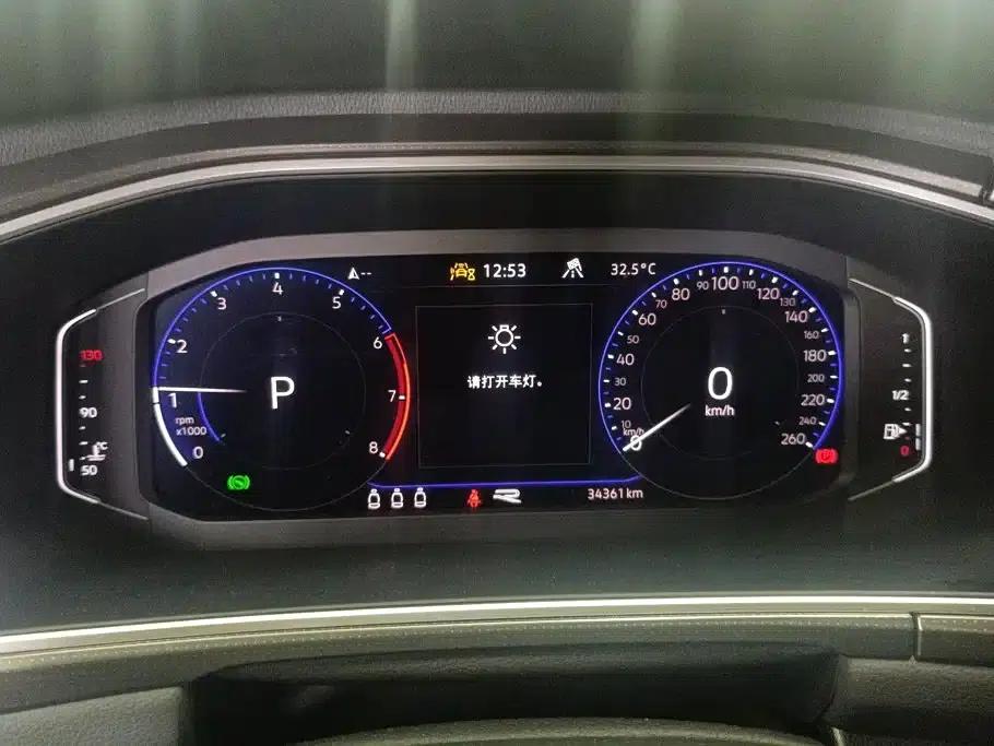 2023 T-ROC 300TSI DSG 2WD Chenguang Edition — миниатюра 14