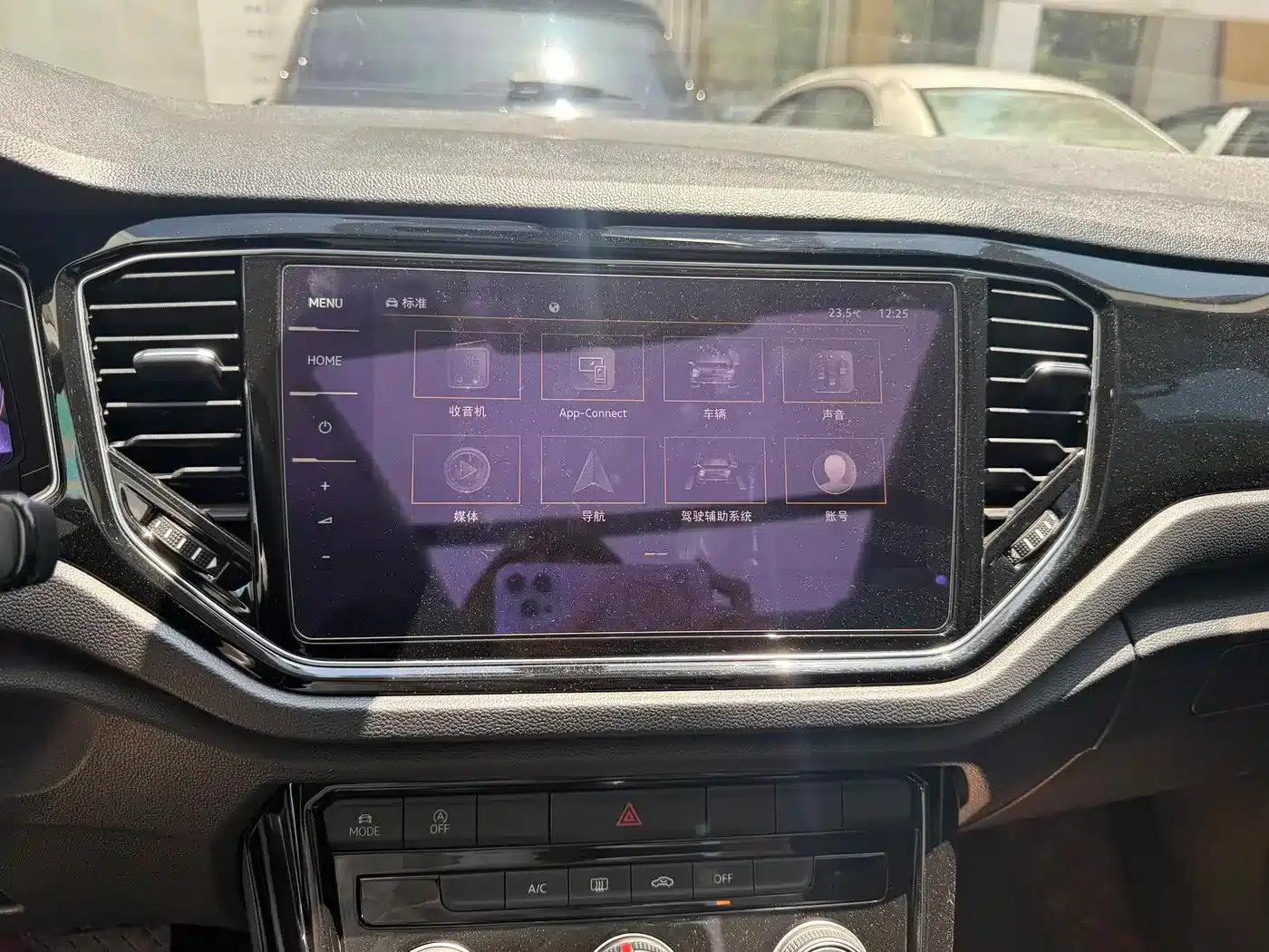 T-ROC 2021 Facelift 280TSI DSG 2WD Comfort Smart Connect Edition — миниатюра 16