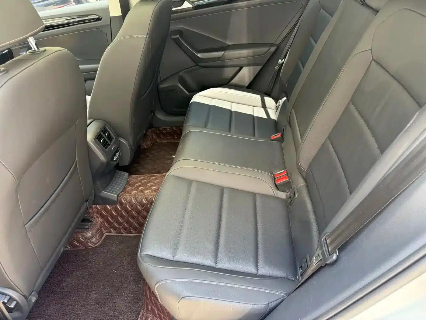 T-ROC 2021 Facelift 280TSI DSG 2WD Comfort Smart Connect Edition — миниатюра 8