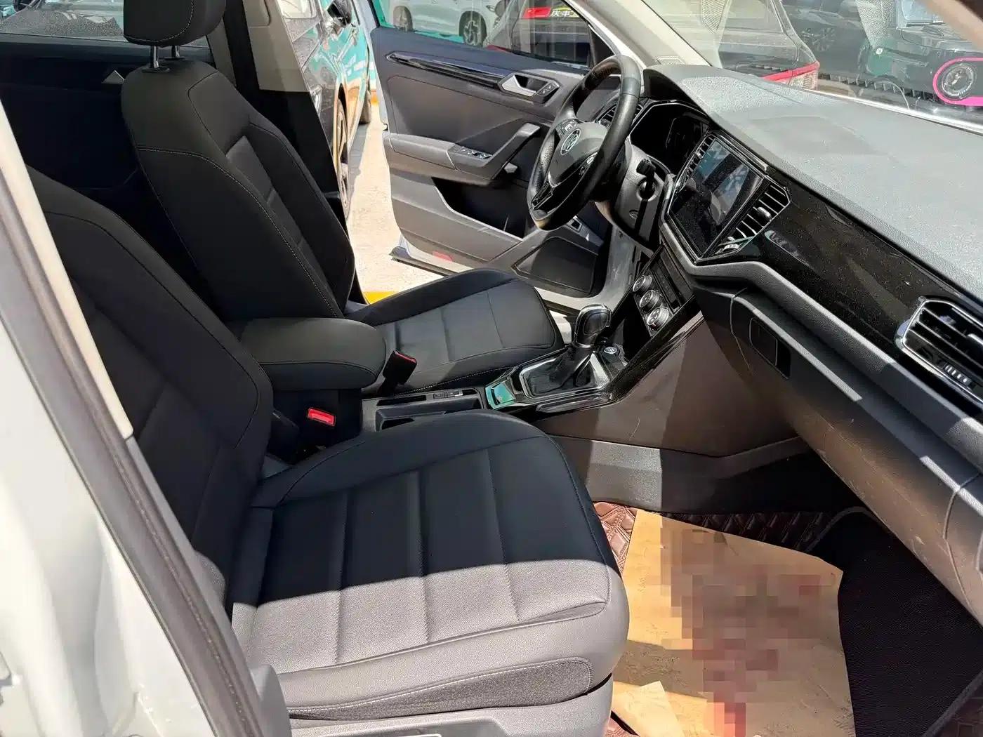 T-ROC 2021 Facelift 280TSI DSG 2WD Comfort Smart Connect Edition — миниатюра 9