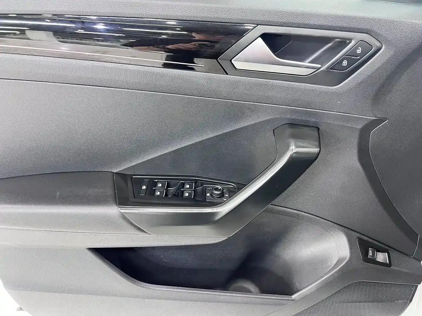 T-ROC 2022 280TSI DSG 2WD Comfort Plus — миниатюра 8