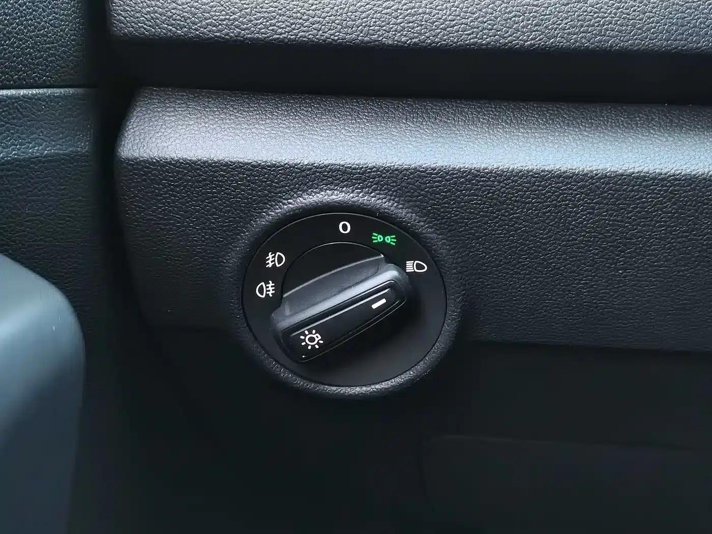 T-ROC 2018 Model 230TSI DSG 2WD Fashion Edition (National V Emission Standard) — миниатюра 22