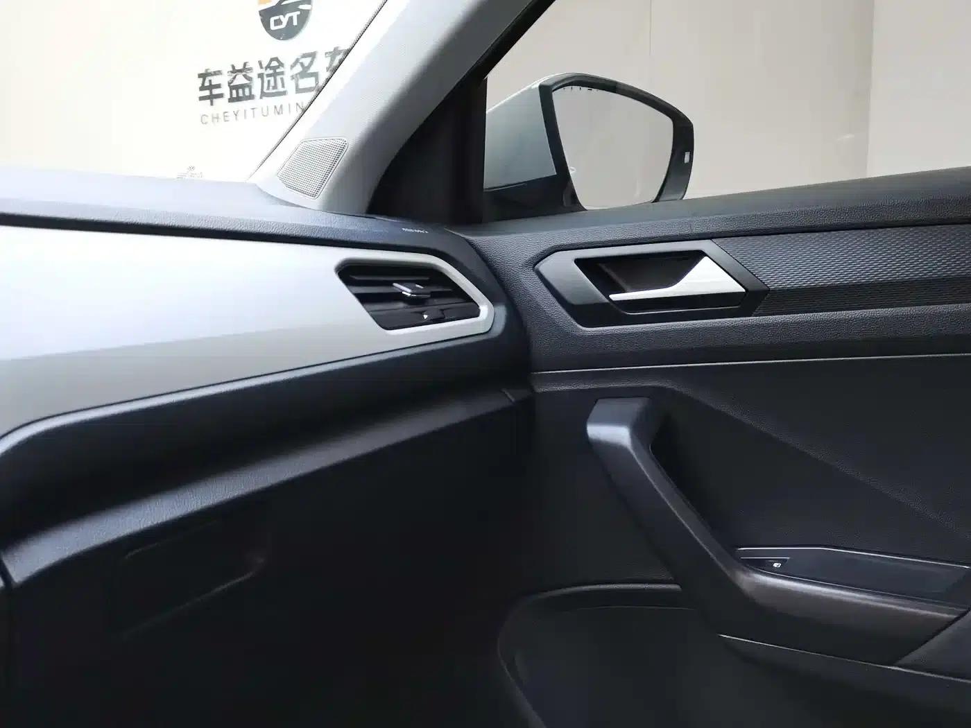 T-ROC 2018 Model 230TSI DSG 2WD Fashion Edition (National V Emission Standard) — миниатюра 24