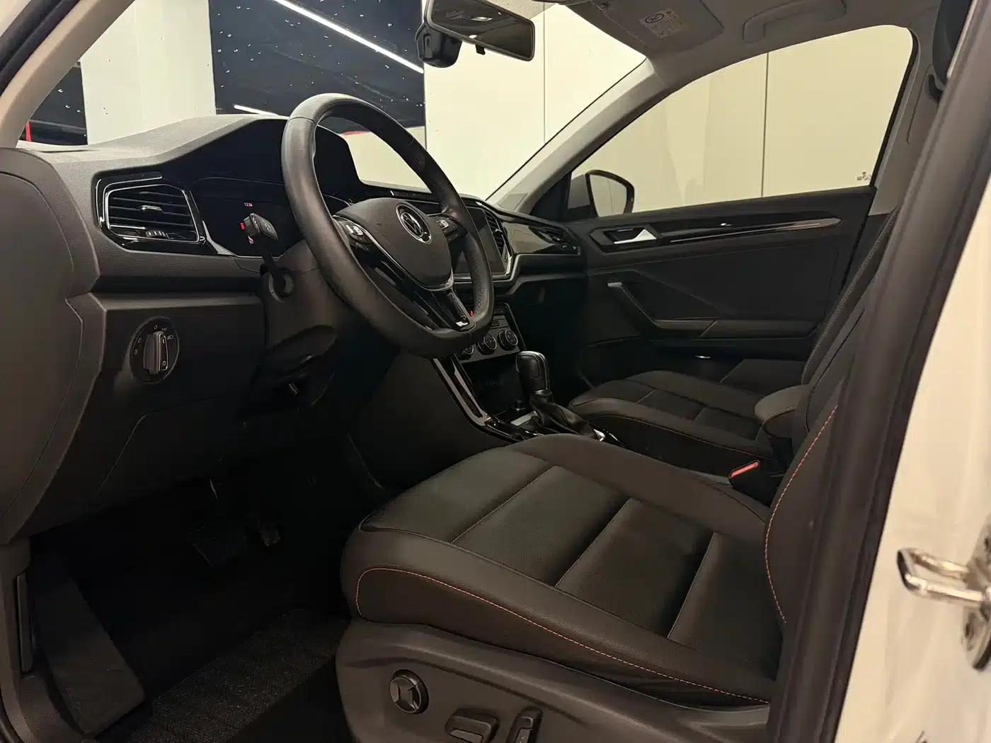 T-ROC 2021 280TSI DSG 2WD Luxury Intelligent Edition — миниатюра 7