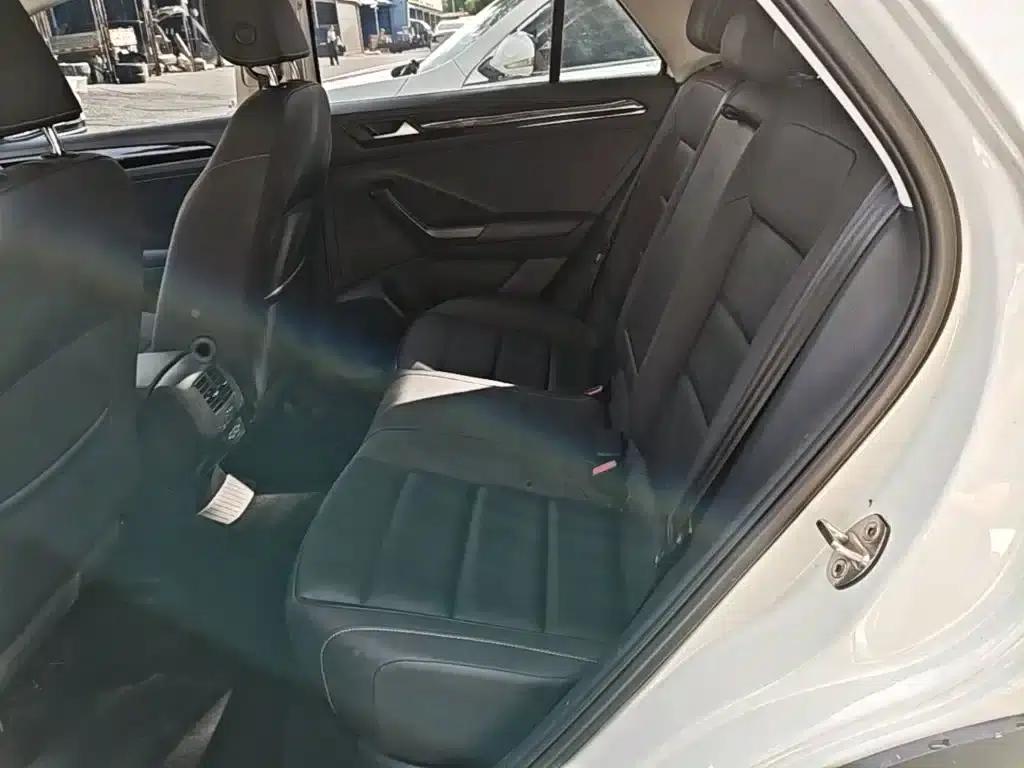 2021 T-ROC 280TSI DSG 2WD Comfort Smart Edition — миниатюра 17