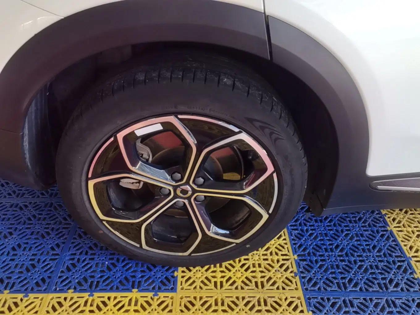smart #3 2023 Pulse Four-Wheel Drive Edition — миниатюра 11