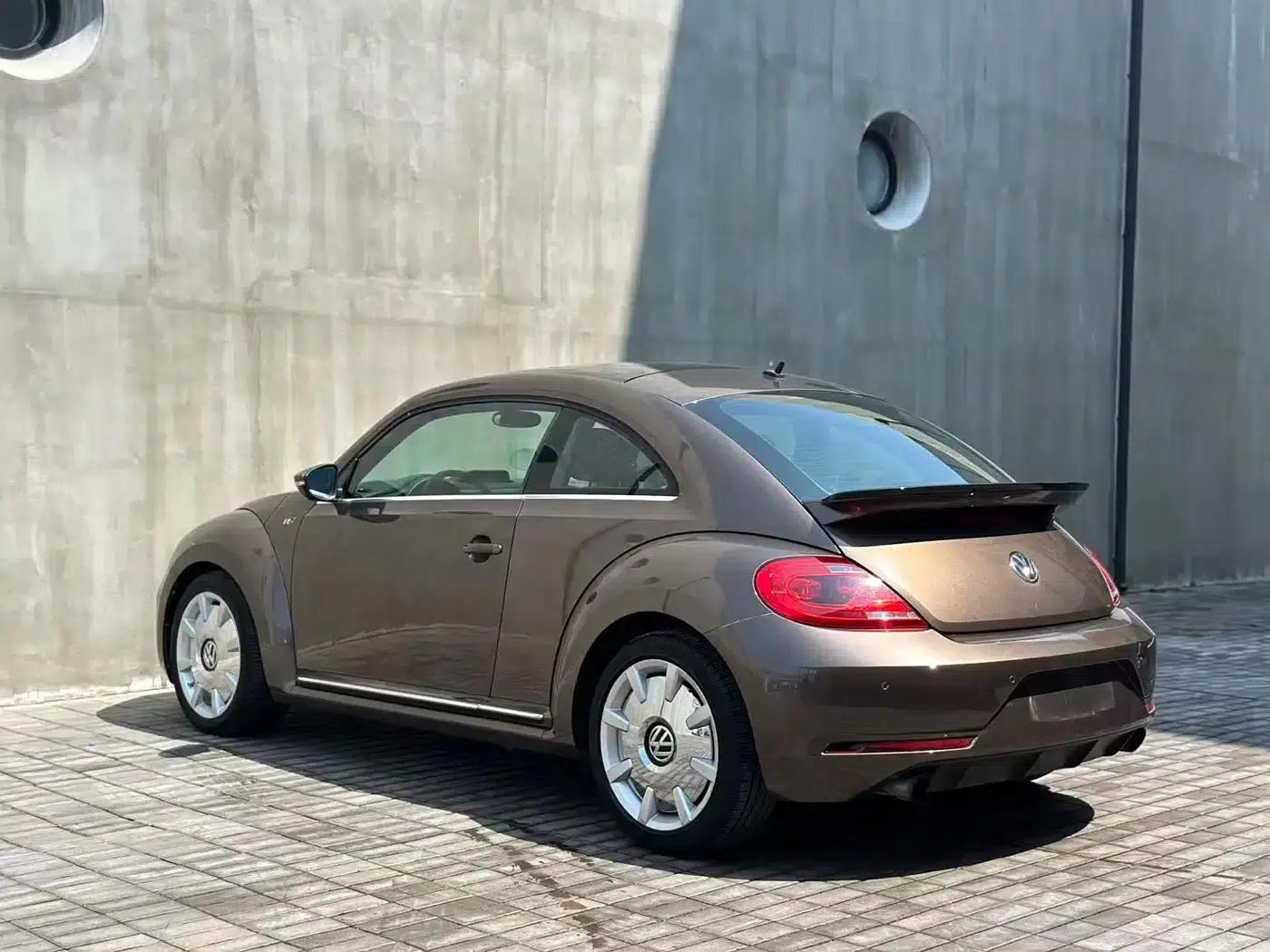 2015 Volkswagen Beetle 380TSI — миниатюра 10